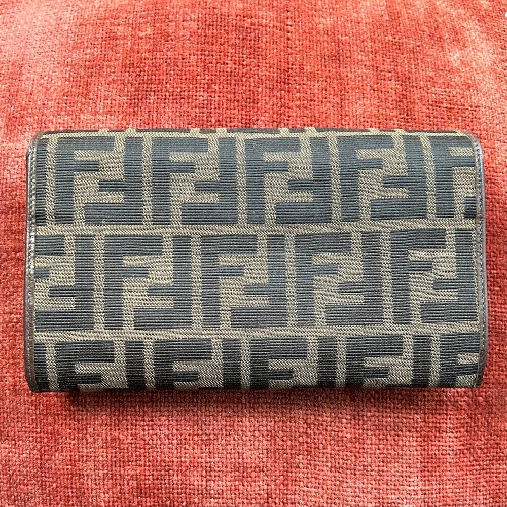 FENDI Zucca Large Clutch Wallet Tobacco Black - Picture 3 of 11